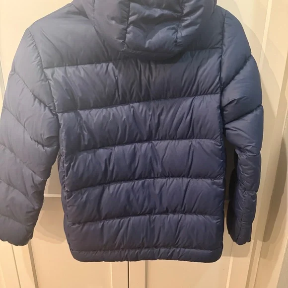 Kids'  Patagonia Hi-Loft Down Sweater Hoody Like New - Picture 4 of 6